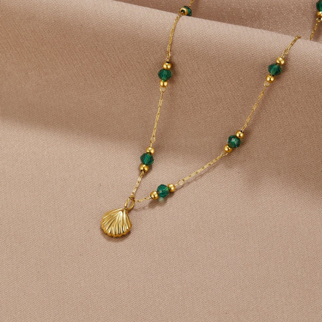 Collar Conchita con Muranos Verdes