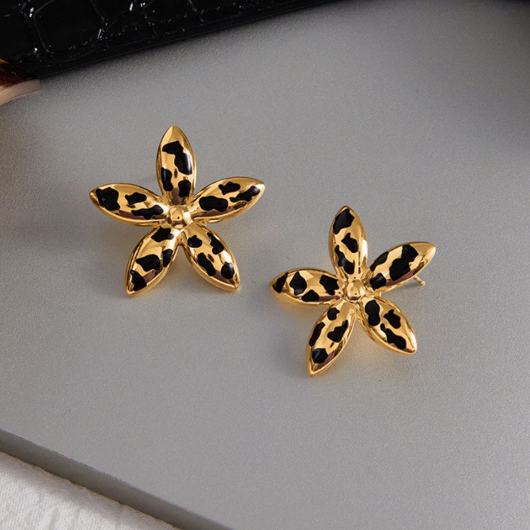 Aretes Flor Panthera - Aguacate Shop Perú