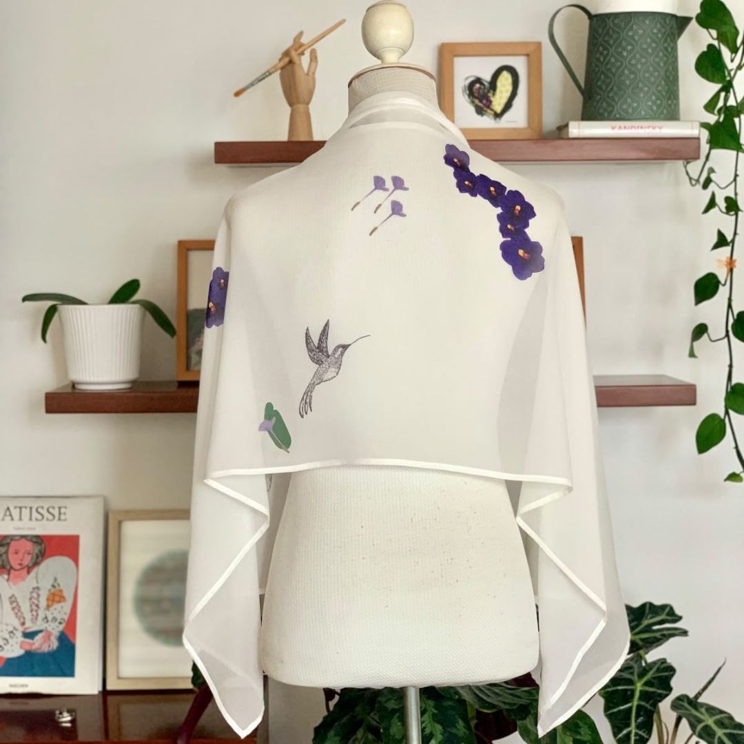 Pañuelo de gaza musselina blanca - Print floral y colibríes
