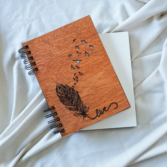 Libreta de Madera Grande "Live" - Aguacate Shop Perú