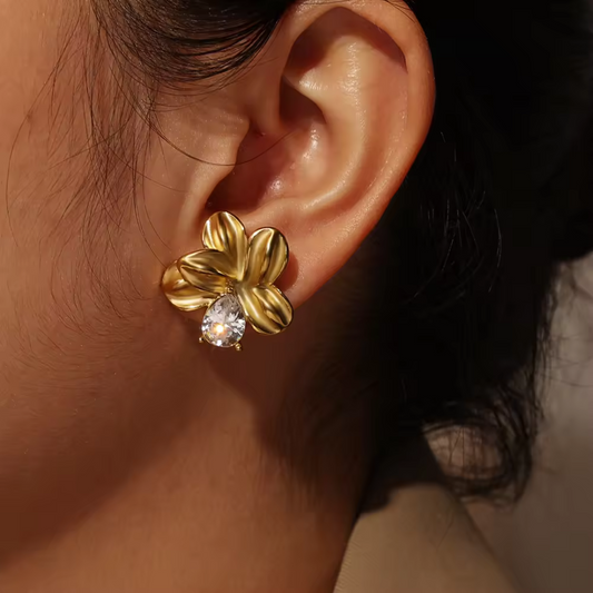 Aretes Flor con Zircón Transparente