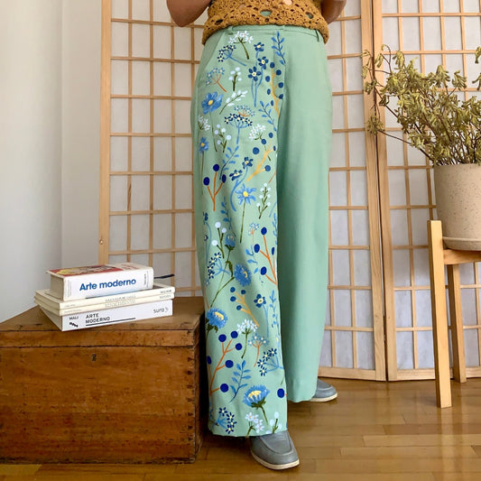 Pantalón Bohemia - verde cemento (pintado a mano) - Modelo 1