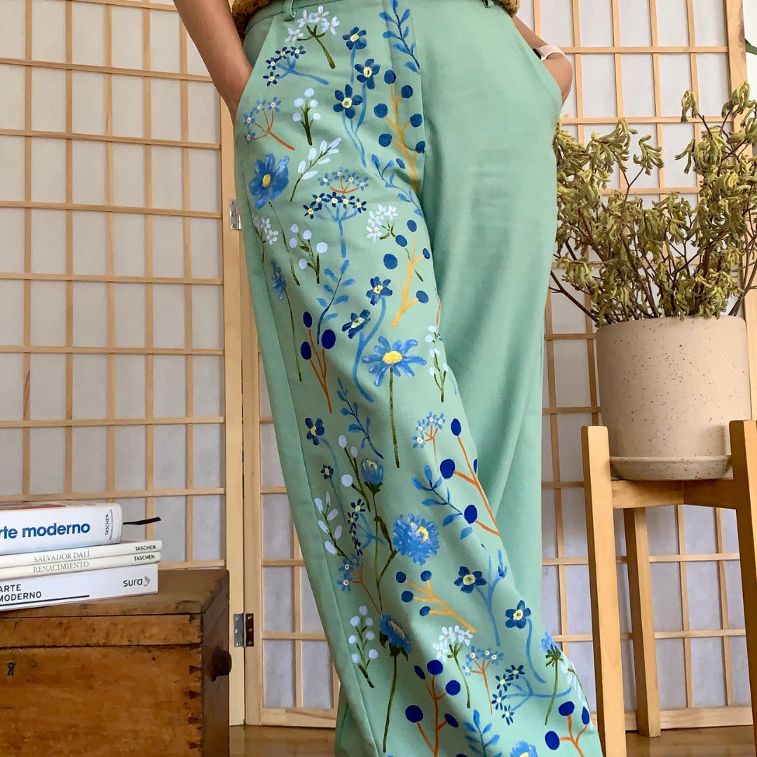 Pantalón Bohemia - verde cemento (pintado a mano) - Modelo 1