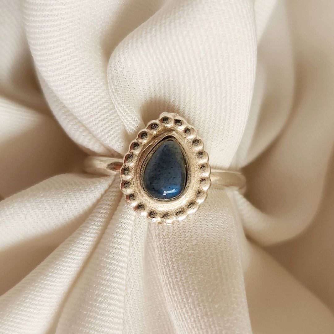 Anillo Vintage - Sodalita Gota