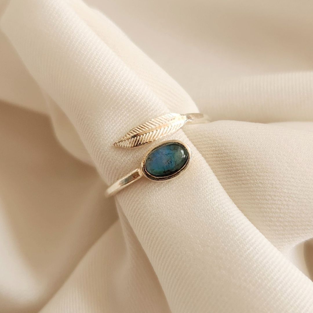 Anillo Pluma - Labradorita Oval