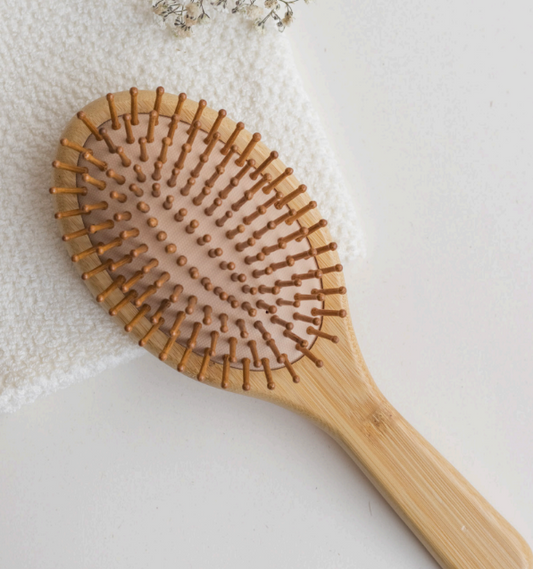 CEPILLO DE CABELLO DE BAMBÚ