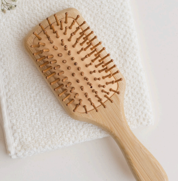 Cepillo de pelo de bambú